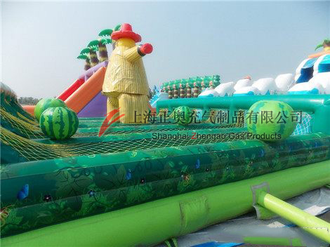 廣西柳州移動(dòng)水上樂園案例

